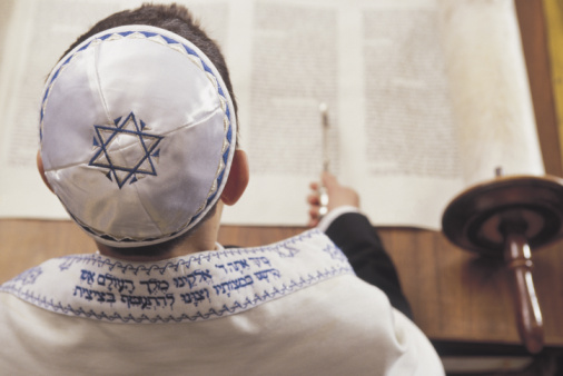 bar mitzva, lectura de la tora, tefilim